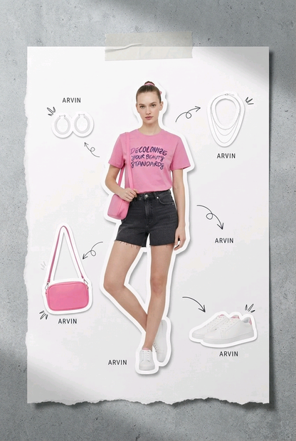 Camiseta "Decolonize your Beauty Standards"